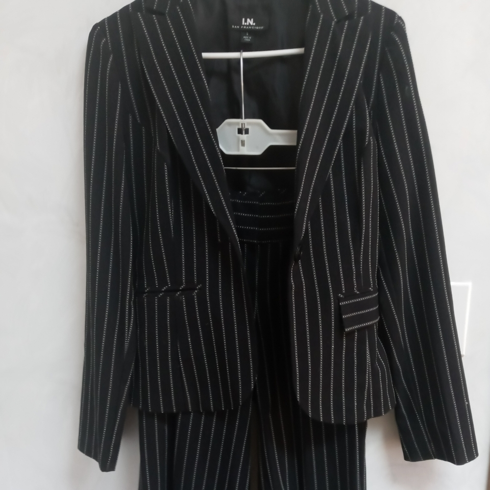 I.E women's dress jacket and pants
